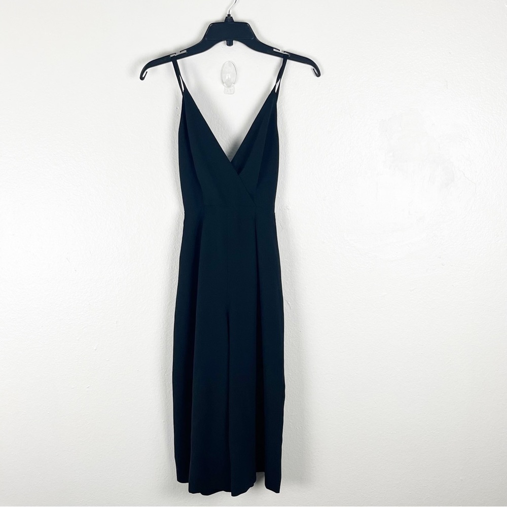 FINDERS KEEPERS Black V-Neck Belted Waist Spaghetti Strap Jumpsuit Women’s Small